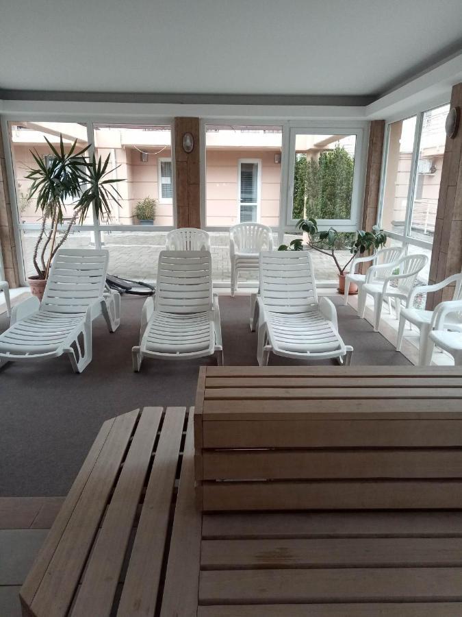 Oazis Wellness Apartman2 Hajduszoboszlo Exterior photo