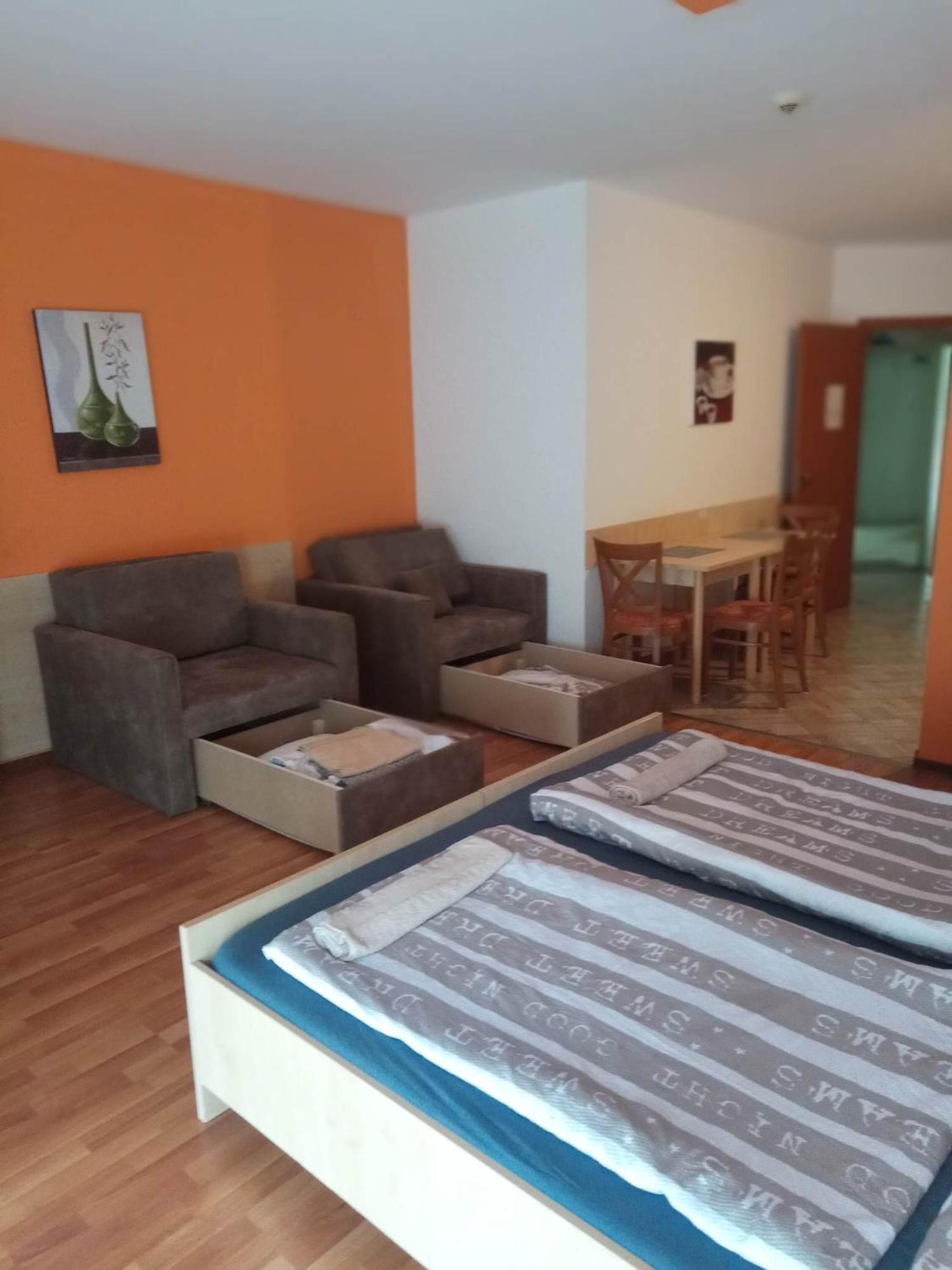 Oazis Wellness Apartman2 Hajduszoboszlo Room photo